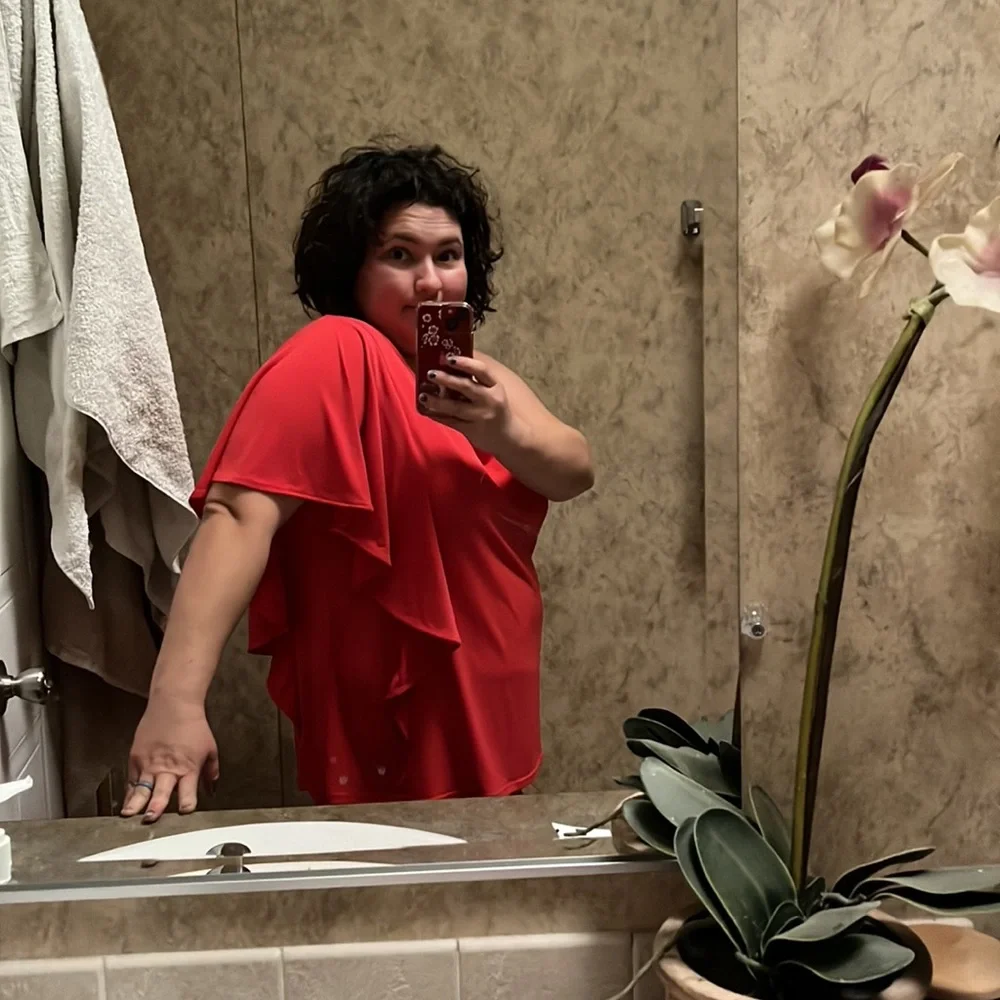 Comfortable Orange/Red Flutter Top - Picture 4 of 4